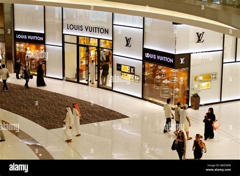 louis vuitton emirates mall.